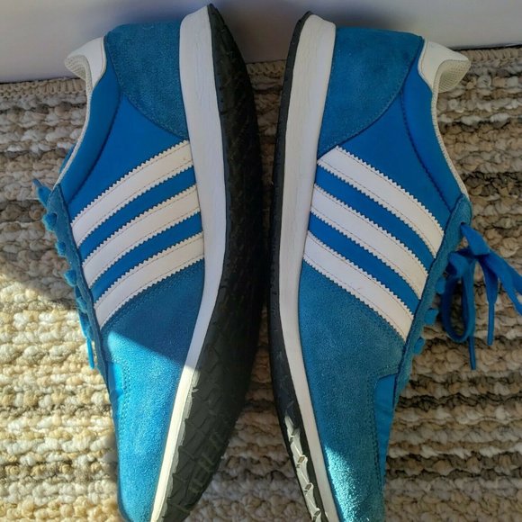 Universal women Adidas Adistar Racer size 9 (M19217)  White,Blue - Picture 4 of 12